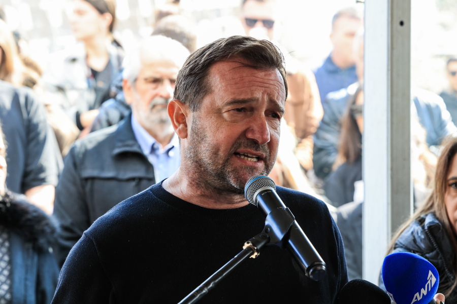 Νίκος Πλακιάς: «Αποστόμωσε» στέλεχος της ΝΔ και τον ανάγκασε να κατεβάσει «ανέκδοτο» για τα Τέμπη