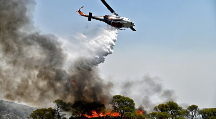 ΔΕΔΔΗΕ: Eκ περιτροπής διακοπές στη Ρόδο - Κοντά στο Δίκτυο Υψηλής Τάσης η φωτιά
