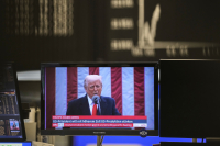 «Καμπανάκι» ΔΝΤ για τους δασμούς Τραμπ