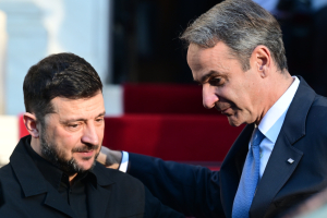 Αλέξανδρος Τάρκας: Προβλήματα Μητσοτάκη στο 5ο έτος του πολέμου