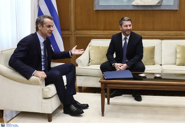 Επιστολική ψήφο μόνο για τους ομογενείς- Δεν αλλάζει ο εκλογικός νόμος