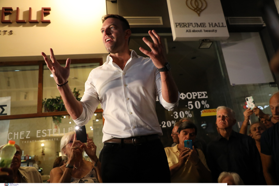 Κασσελάκης εναντίον... του μισού ΣΥΡΙΖΑ: «Βολές» για νόμο Κατρούγκαλου και Θράκη