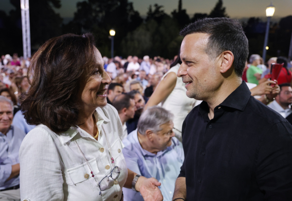 Οι δυο ψυχές του ΠΑΣΟΚ μαζί για δύο ώρες