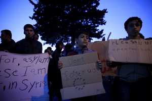 Κλειστή η εθνική οδός Θεσσαλονίκης-Ευζώνων λόγω διαμαρτυρίας προσφύγων