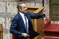 Προσπαθεί να «διορθώσει» για τον Τσουκαλά ο πρωθυπουργός, αλλά ...πάει το χέρι του!