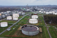 Η Διεθνής Υπηρεσία Ενέργειας απελευθερώνει 400 εκατ. βαρέλια πετρελαίου για να σταθεροποιηθεί η αγορά πετρελαίου