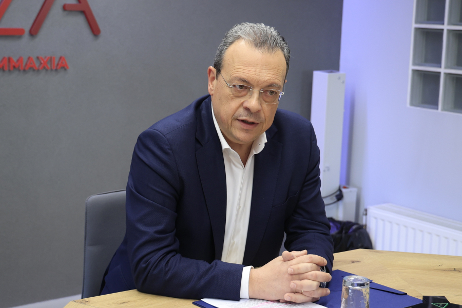 ΣΥΡΙΖΑ: Στο «στόχαστρο» ο Μητσοτάκης, πίεση στον Ανδρουλάκη και κλιμάκωση μέσω Τσίπρα