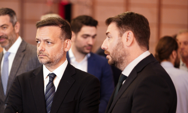 ΚΕ ΠΑΣΟΚ: Προς συμφωνία για τον οδικό χάρτη και ήπιους τόνους... αρχικά