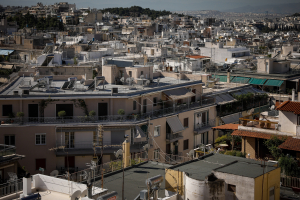 Μεταβιβάσεις ακινήτων: «Τρέχουν» για να προλάβουν τις αντικειμενικές, ποιοι κινδυνεύουν να πληρώσουν... μία περιουσία
