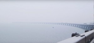 Η μεγαλύτερη θαλάσσια γέφυρα στον κόσμο έχει μήκος 55 χιλιόμετρα (Βίντεο)