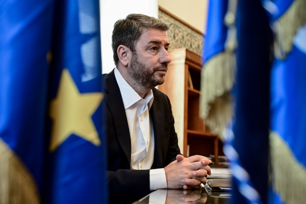 Παρέμβαση Ανδρουλάκη για την «κυβέρνηση των δικογραφιών» - Καμία σκέψη για πρόταση μομφής