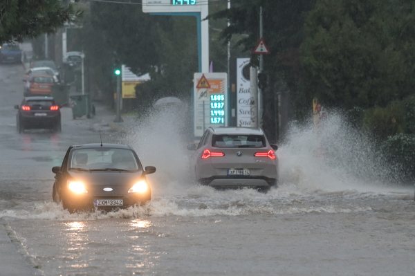 Κλέαρχος Μαρουσάκης: Ιδιαίτερα επικίνδυνη η Κυριακή - Διαδοχικές κακοκαιρίες