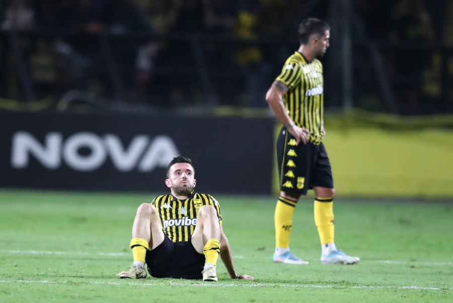 Conference League: Τέλος η Ευρώπη για τον Άρη, αποκλείστηκε από την Αράζ (2-2)