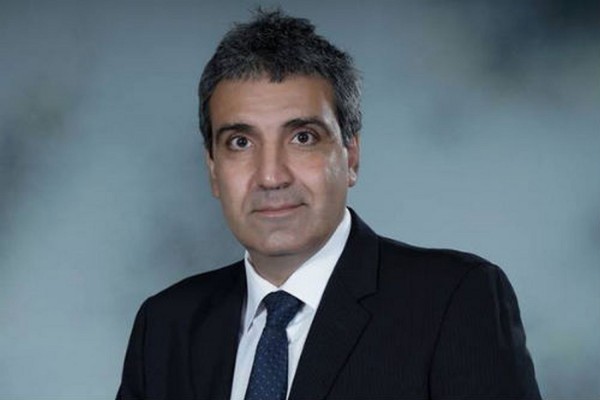 Φωκάς: Από αμηχανία και αμέλεια δεν αντέδρασα στα συνθήματα κατά της Βουλής