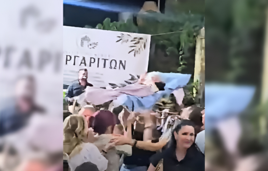 Ρέθυμνο: Μετέφεραν σε κρητικό γλέντι κατάκοιτη γιαγιά πάνω σε ξαπλώστρα (βίντεο)