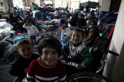 Πάνω από 54.300 οι πρόσφυγες στην ελληνική επικράτεια
