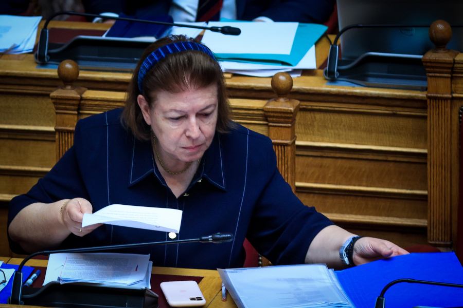 Μενδώνη για Νίσυρο: Η πρώτη καταγγελία για τον αρχαιοφύλακα ήρθε στο υπουργείο στις 18 Απριλίου