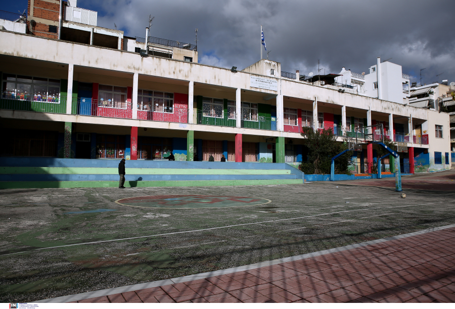 Άγριο ξύλο μεταξύ μαθητών σε ιδιωτικό σχολείο στη Θεσσαλονίκη