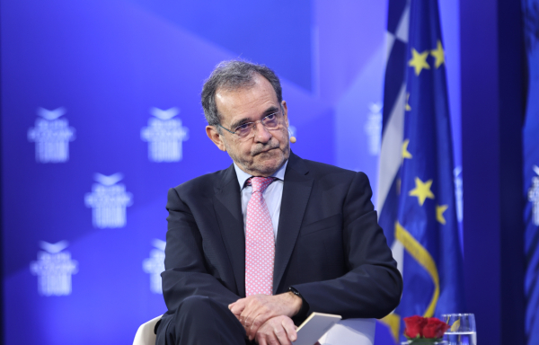 Στο τρενάκι του τρόμου