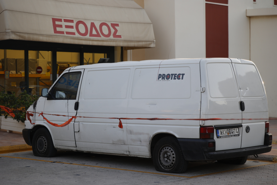 Λαύριο - Ληστεία σε χρηματαποστολή: Ποινική δίωξη για κακουργήματα στους 6 συλληφθέντες