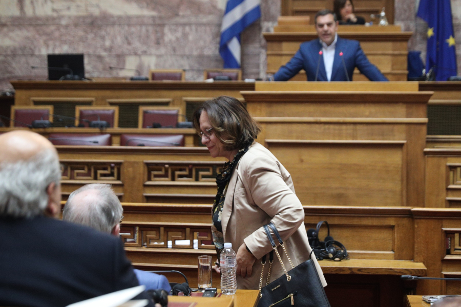 Προς την κυρία Αδειλίνη από έναν απλό και ανήσυχο πολίτη