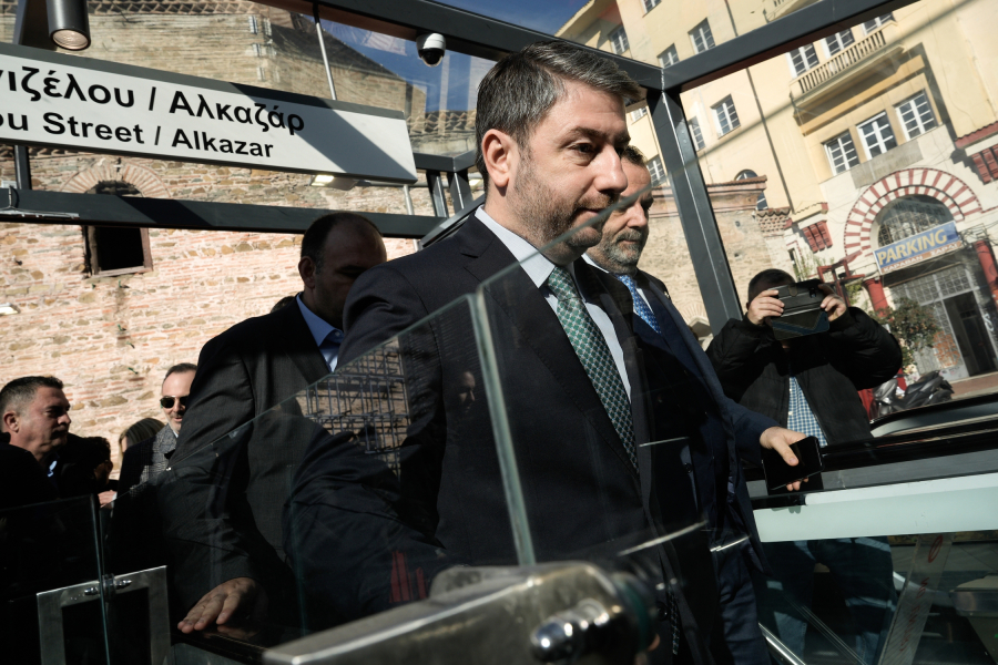 Πιο κοντά στον Κ. Μητσοτάκη ο Ν. Ανδρουλάκης