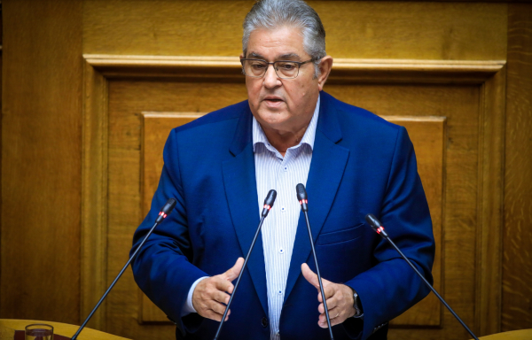 Κουτσούμπας από Κέρκυρα: Κάθε φορά που η εξουσία προσπαθεί να γονατίσει τον λαό, εκείνος ξανασηκώνεται