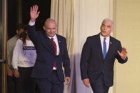 Στα σκαριά το «αντι - Νετανιάχου» μέτωπο μετά τη σύμπραξη δύο πρώην πρωθυπουργών του Ισραήλ