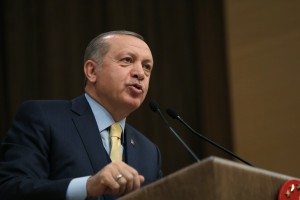 Ο Ερντογάν διάλεξε «στρατόπεδο» για την επίθεση στην Συρία