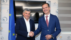 Εξοικονόμηση 30% στους λογαριασμούς ρεύματος για τους Κύπριους καταναλωτές από την ηλεκτρική διασύνδεση Ελλάδας - Κύπρου