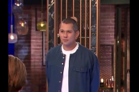 MasterChef 2025: Η απόπειρα του Κοντιζά να εξηγήσει το amuse bouche πήγε πολύ λάθος (Βίντεο)