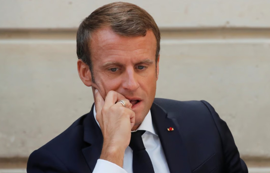 Δημοσκόπηση-βόμβα για γαλλικές εκλογές, ακροδεξιά και Μακρόν