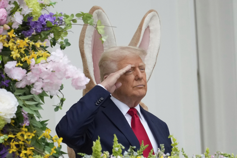 Φθίνει η αποδοχή Τραμπ στις ΗΠΑ - Η ακόρεστη πείνα του για εξουσία ανησυχεί τους Αμερικανούς