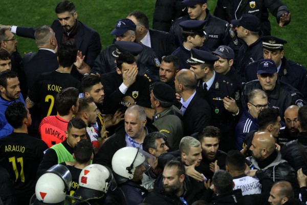 Διετής αποκλεισμός των ελληνικών ομάδων από την ΟΥΕΦΑ- κίνδυνος και για την Εθνική