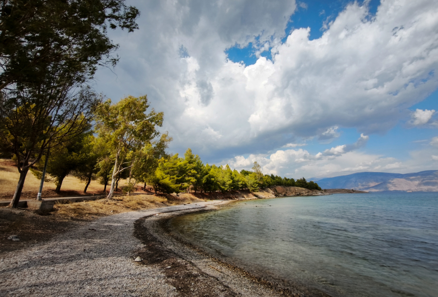 Μικρή πτώση της θερμοκρασίας σήμερα Τρίτη, επιμένουν τα μποφόρ στο Αιγαίο