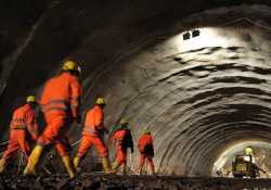 «Απειλούνται» 1.500 θέσεις εργασίας στα ορυχεία της ΔΕΗ