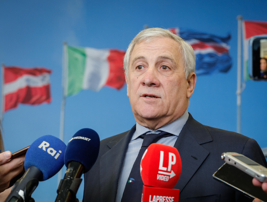 Ένοπλοι έκλεψαν τρία αυτοκίνητα από την κατοικία του Ιταλού πρέσβη στη Δαμασκό