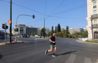Άδειες πόλεις Αθήνα και Θεσσαλονίκη: Έρημοι οι κεντρικοί δρόμοι