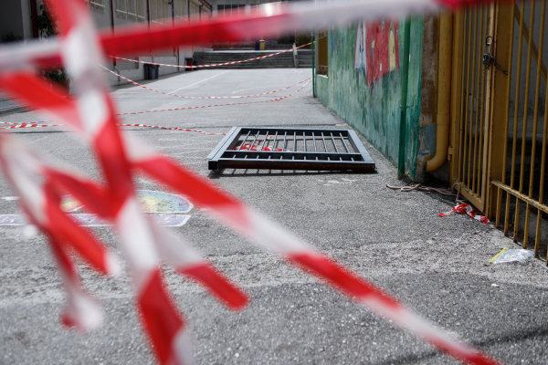 Τα σχολεία της Κηφισιάς εκπέμπουν SOS - Πλήρη εγκατάλειψη και πινγκ πονγκ ευθυνών καταγγέλλουν οι γονείς