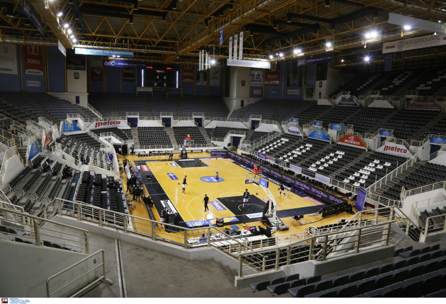 Κάμεραμαν έπεσε από μεγάλο ύψος στο Paok Sports Arena