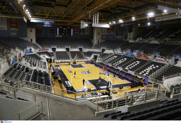 Κάμεραμαν έπεσε από μεγάλο ύψος στο Paok Sports Arena