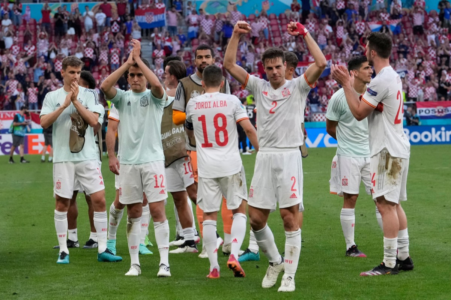 EURO 2020: Ματσάρα και στους «8» η Ισπανία, 5-3 την Κροατία στην παράταση (βίντεο)