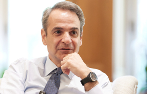ΚΚΕ: Όσες κυριακάτικες αναρτήσεις κι αν κάνει ο κ. Μητσοτάκης, δεν θα μπορέσει να συγκαλύψει τους δύο «κόσμους»