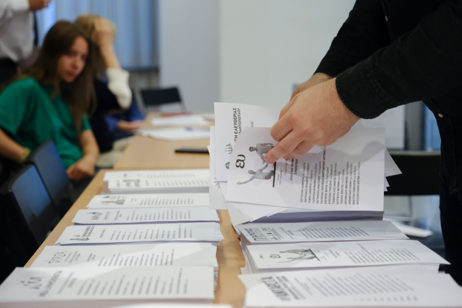 Ποια κόμματα και με ποιους αρχηγούς θα κατέλθουν στις κάλπες; Τα 2+4 ερωτήματα ενόψει του χειμώνα