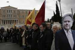 Συντάξεις: Στα 1.300 ευρώ ο πήχης για τις μειώσεις