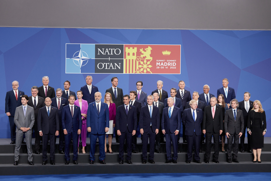 ΝΑΤΟ: Η επόμενη μέρα της συνάντηση Μπάιντεν - Ερντογάν, οι συστάσεις σε Τουρκία, τα F-35 και τα χαμόγελα στην Αθήνα