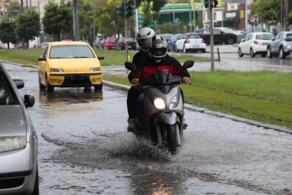 Αλλάζει ο καιρός - Οι περιοχές με βροχές και τις καταιγίδες
