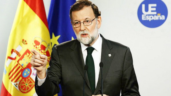 Ραχόι: Η Καταλονία θα παραμείνει υπό κηδεμονία, αν ο Πουτζντεμόν επανεκλεγεί