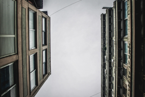 Μείωση ΕΝΦΙΑ για ασφαλισμένες κατοικίες: Ποιοι δικαιούνται έκπτωση και πώς υποβάλλεται η αίτηση