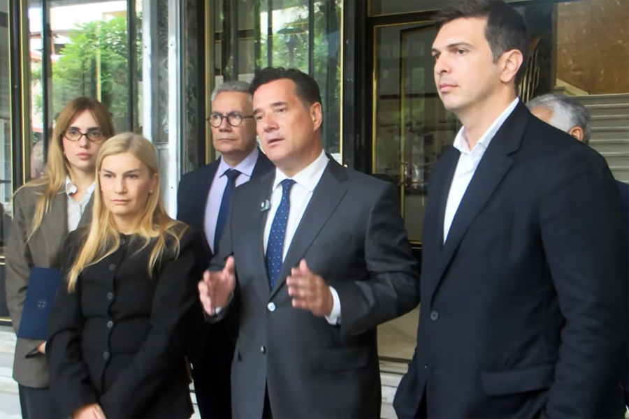 Διαμαρτυρίες στην επίσκεψη Γεωργιάδη στο νοσοκομείο Χανίων – «Και Α και ΟΥ, να ο τηλεγκουρού» (βίντεο)